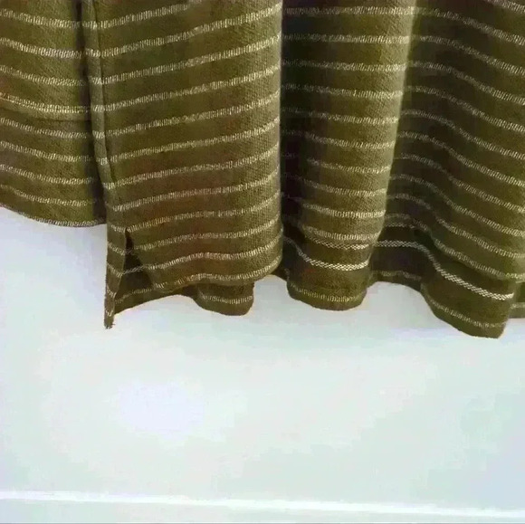 🌴2/$25🌴ST. JOHN'S BAY | Women's Olive/White Striped Cotton Long Sleeved Top - Picture 3 of 5